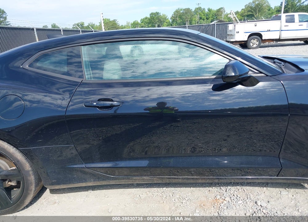 2017 CHEVROLET CAMARO 1LT VIN: 1G1FB1RS1H0137306