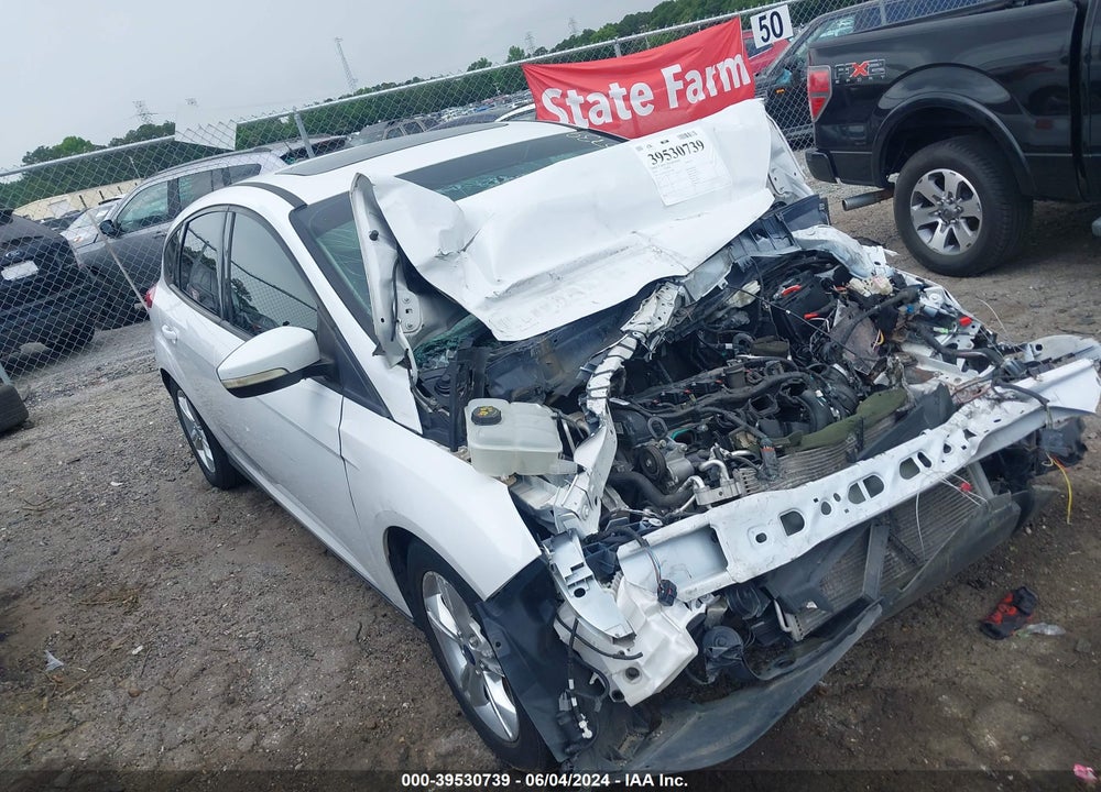 2014 FORD FOCUS SE VIN: 1FADP3K25EL163509