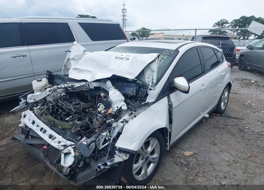2014 FORD FOCUS SE VIN: 1FADP3K25EL163509