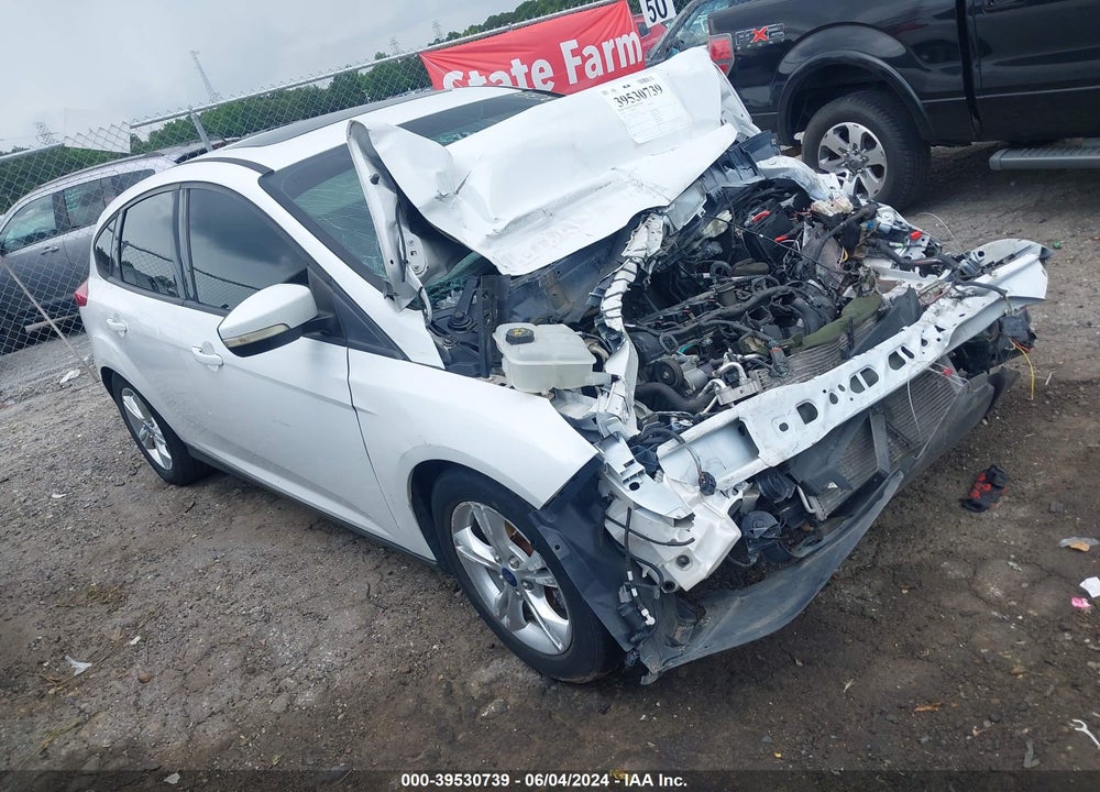 2014 FORD FOCUS SE VIN: 1FADP3K25EL163509