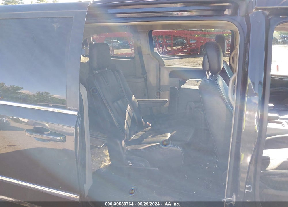 2012 CHRYSLER TOWN & COUNTRY TOURING VIN: 2C4RC1BG6CR338382