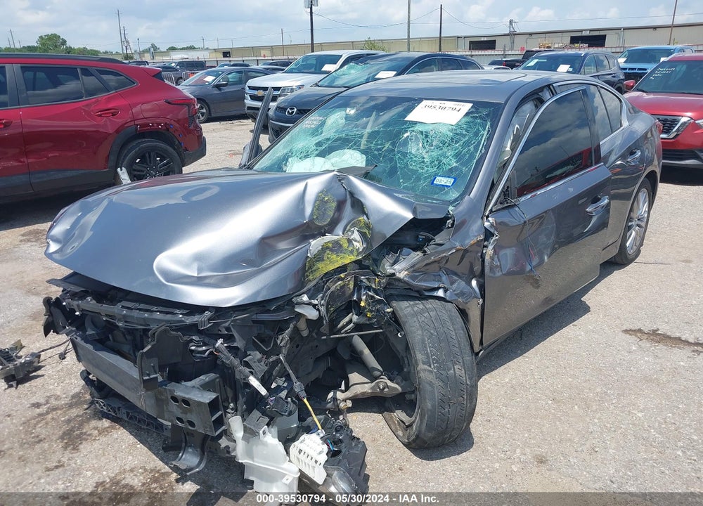 2018 INFINITI Q50 3.0T LUXE VIN: JN1EV7AP5JM355528