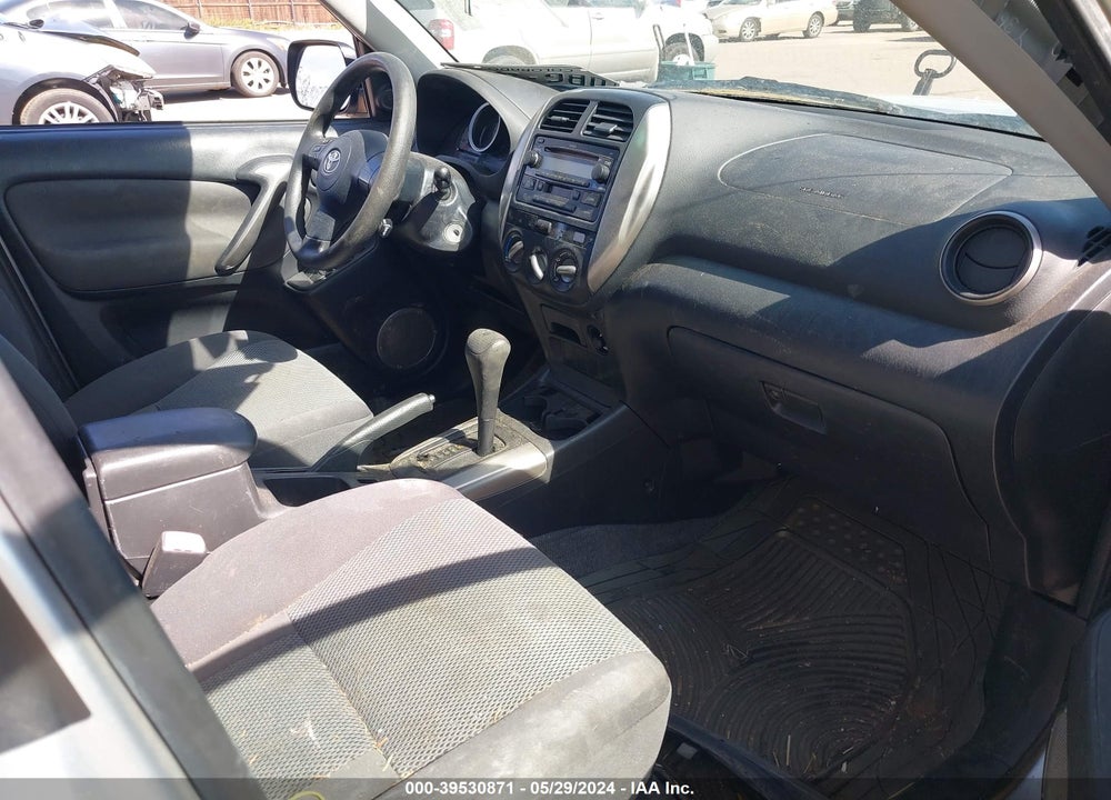 2005 TOYOTA RAV4 VIN: JTEHD20V556036779