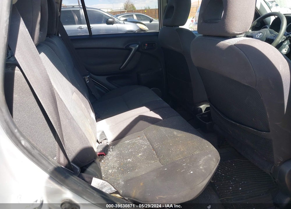 2005 TOYOTA RAV4 VIN: JTEHD20V556036779
