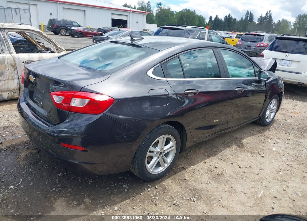2017 CHEVROLET CRUZE LT AUTO VIN: 1G1BE5SM0H7102952