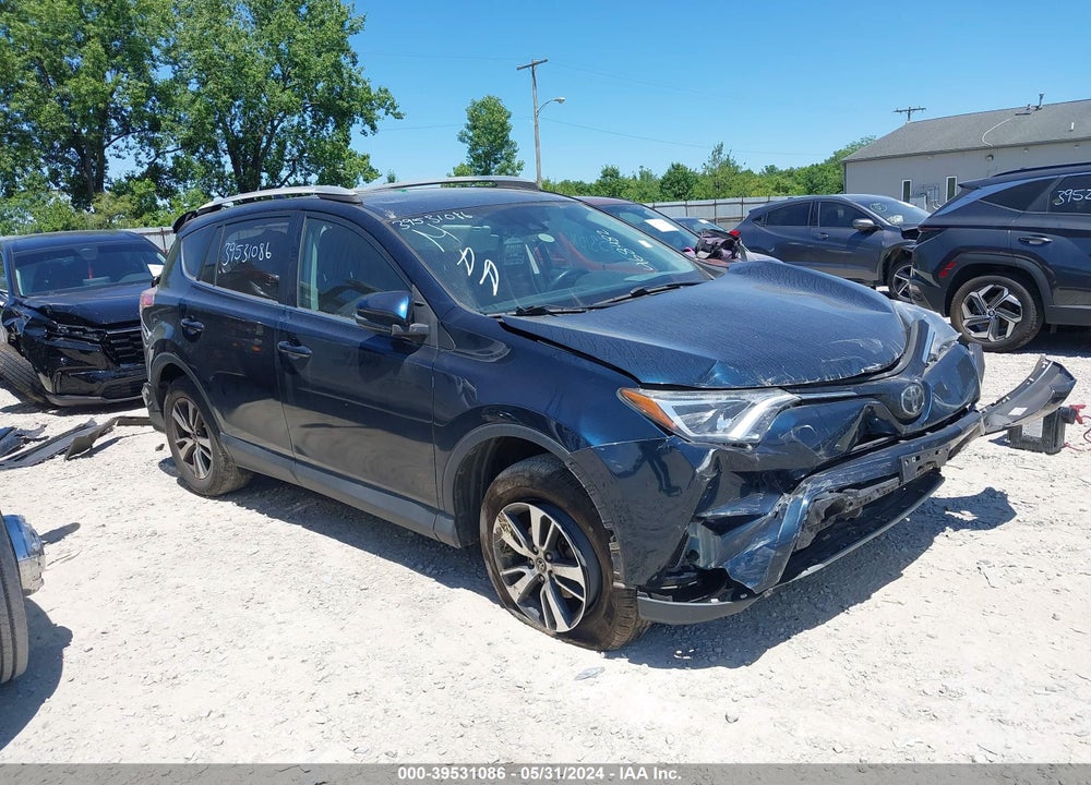 2018 TOYOTA RAV4 XLE VIN: 2T3WFREV5JW468482