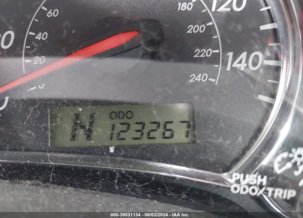 2011 TOYOTA COROLLA S VIN: 2T1BU4EE2BC732812