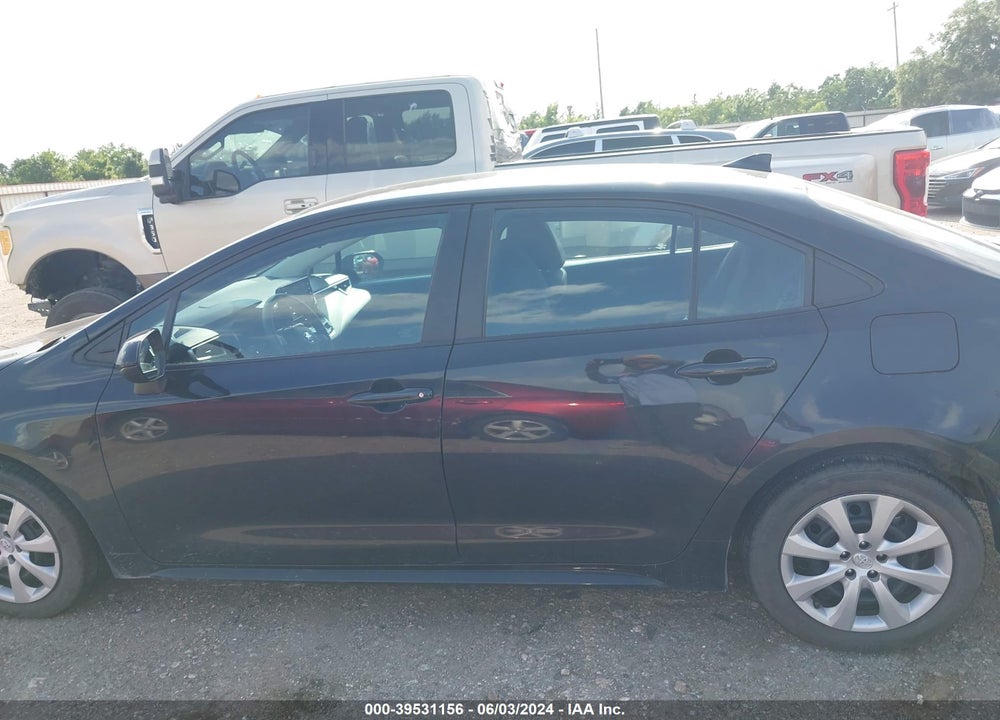 2022 TOYOTA COROLLA LE VIN: 5YFEPMAE5NP331897