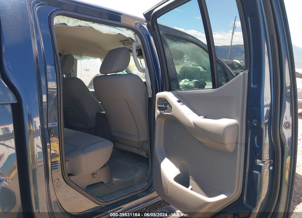 2018 NISSAN FRONTIER SV VIN: 1N6AD0EV2JN762938