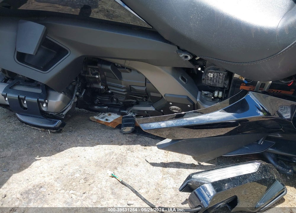 2019 HONDA GL1800 B VIN: JH2SC7947KK100089