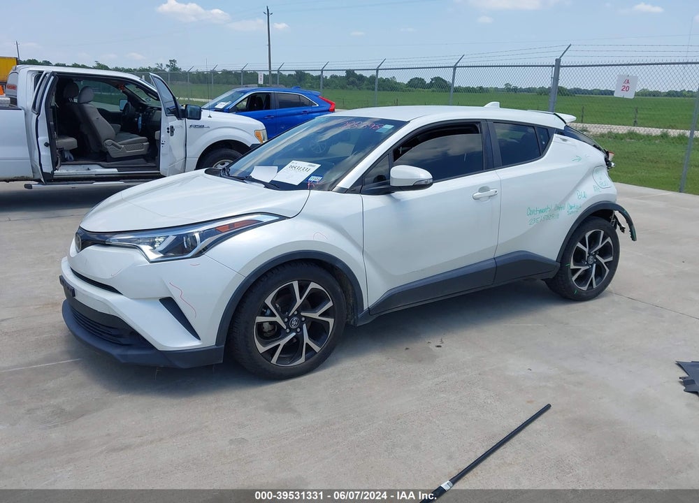 2019 TOYOTA C-HR XLE VIN: JTNKHMBXXK1028741