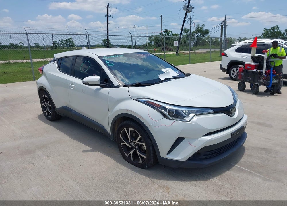 2019 TOYOTA C-HR XLE VIN: JTNKHMBXXK1028741