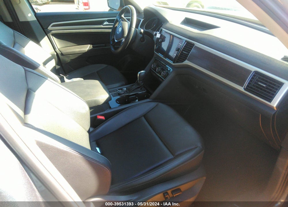 2018 VOLKSWAGEN ATLAS 3.6L V6 SEL VIN: 1V2MR2CA5JC589309