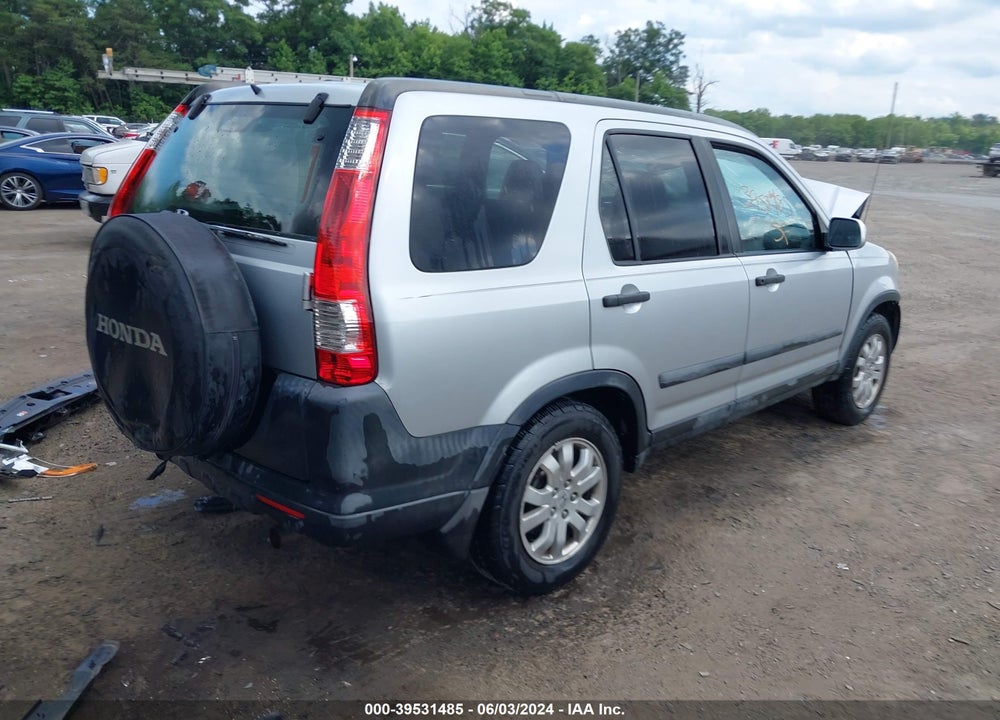 2005 HONDA CR-V EX VIN: SHSRD78825U322655