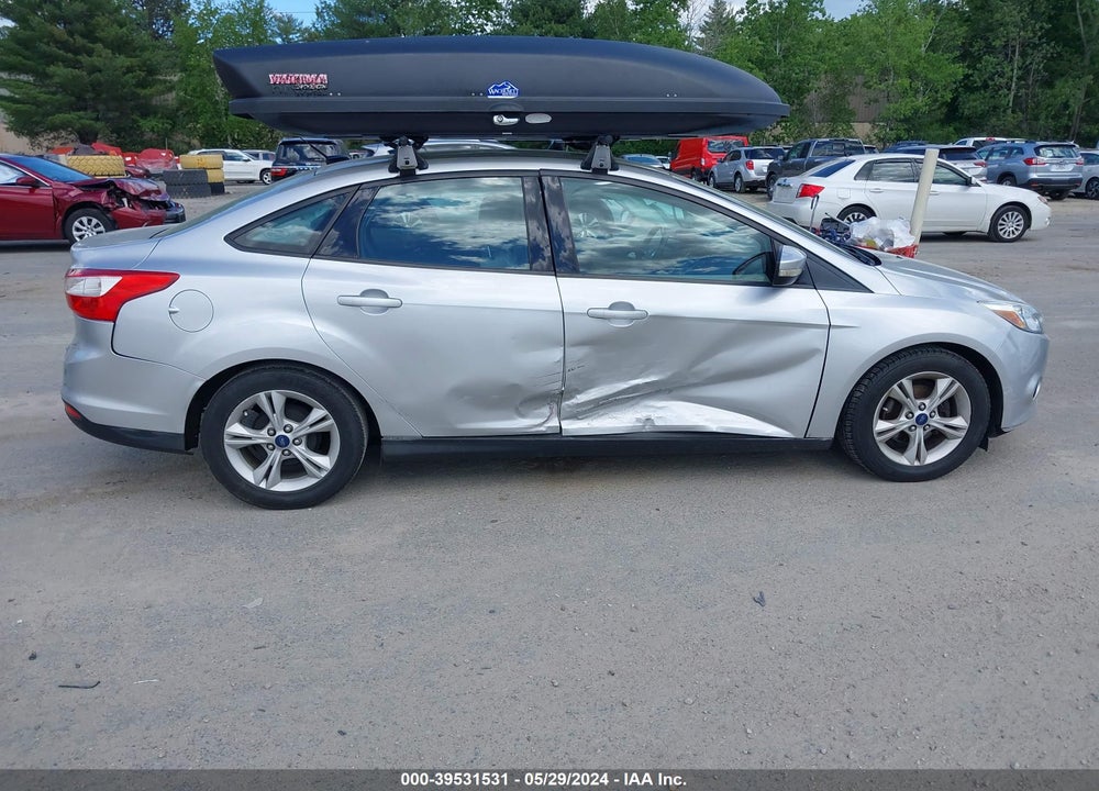 2014 FORD FOCUS SE VIN: 1FADP3F22EL434536