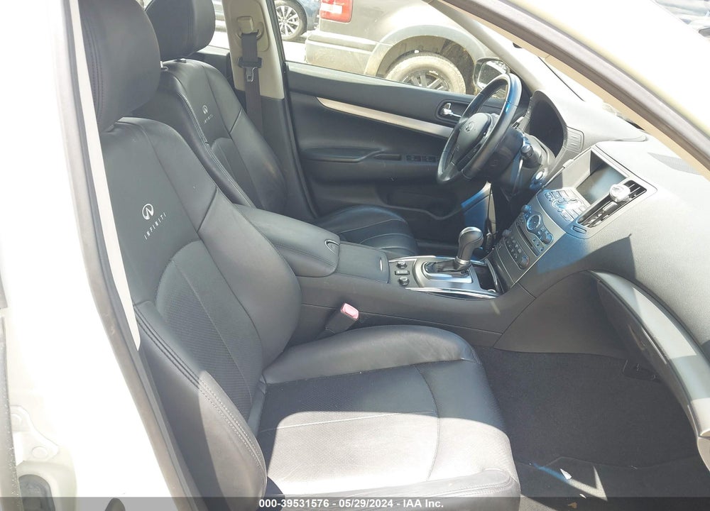 2013 INFINITI G37X VIN: JN1CV6AR0DM754600