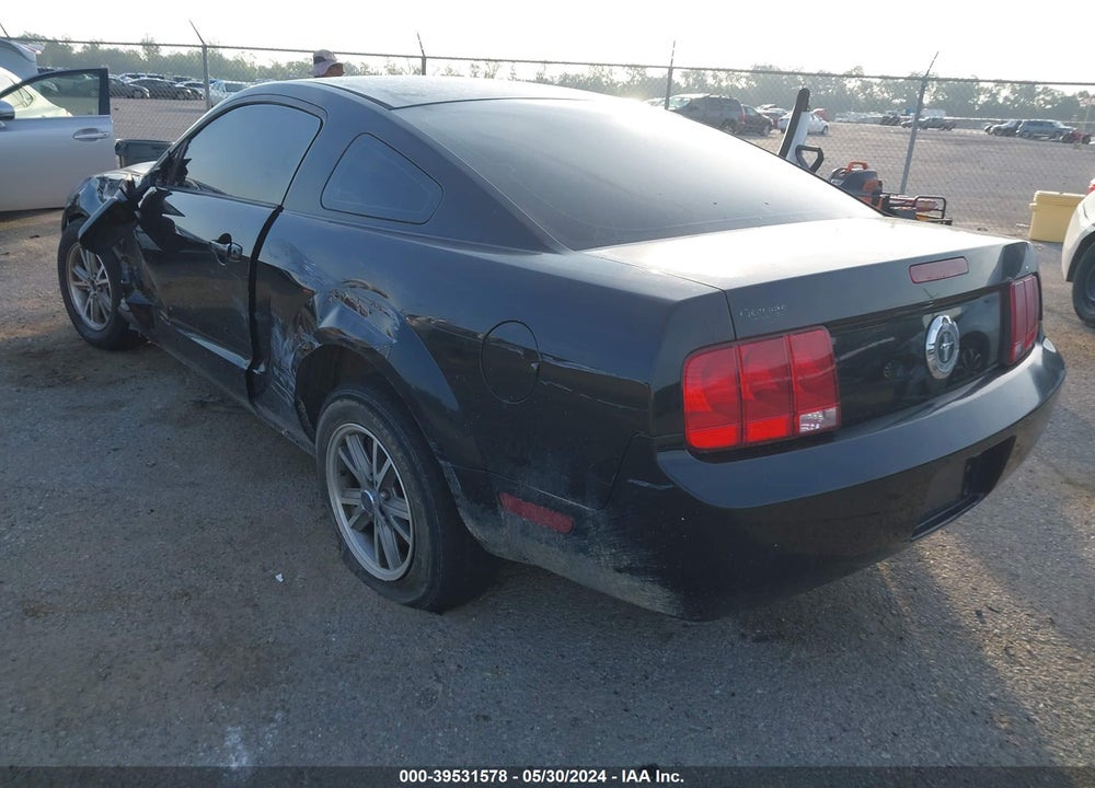 2005 FORD MUSTANG V6 DELUXE/V6 PREMIUM VIN: 1ZVFT80N555137437