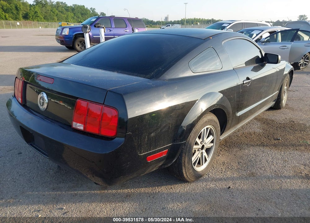2005 FORD MUSTANG V6 DELUXE/V6 PREMIUM VIN: 1ZVFT80N555137437