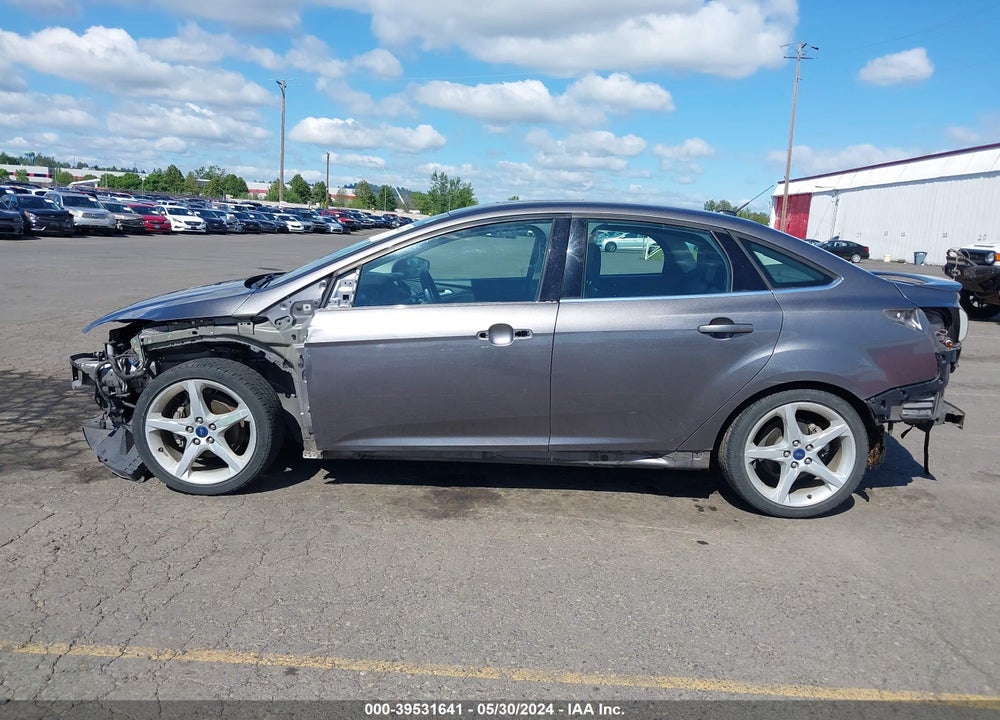 2014 FORD FOCUS TITANIUM VIN: 1FADP3J23EL391896