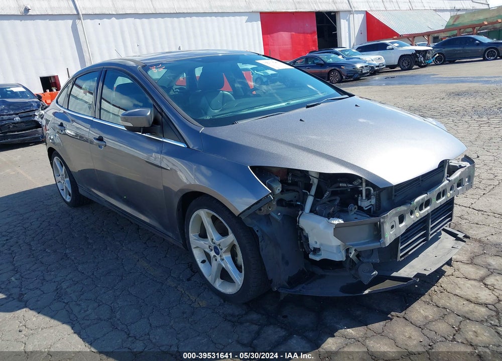 2014 FORD FOCUS TITANIUM VIN: 1FADP3J23EL391896