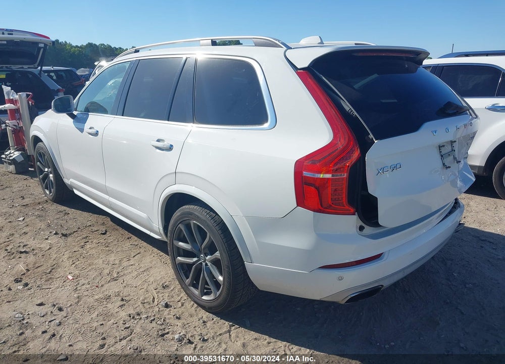 2016 VOLVO XC90 T6 MOMENTUM VIN: YV4A22PK7G1027103