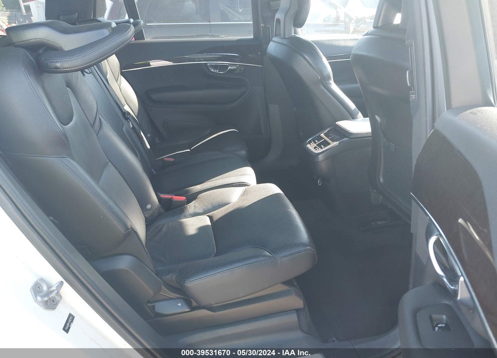 2016 VOLVO XC90 T6 MOMENTUM VIN: YV4A22PK7G1027103