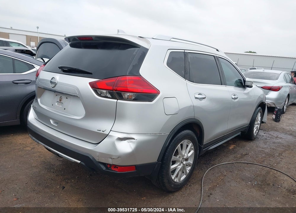 2017 NISSAN ROGUE SV VIN: KNMAT2MT8HP566700