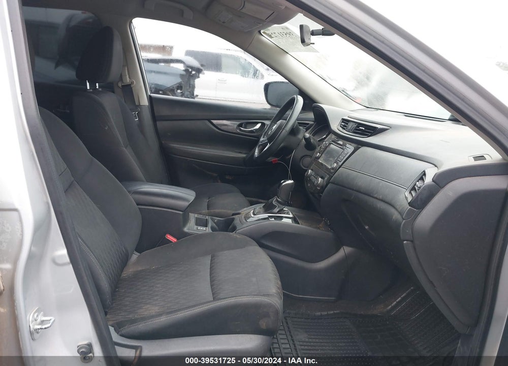 2017 NISSAN ROGUE SV VIN: KNMAT2MT8HP566700