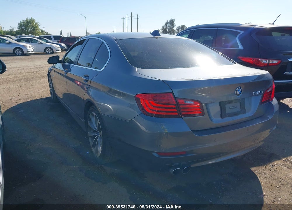 2016 BMW 528I VIN: WBA5A5C50GG353716