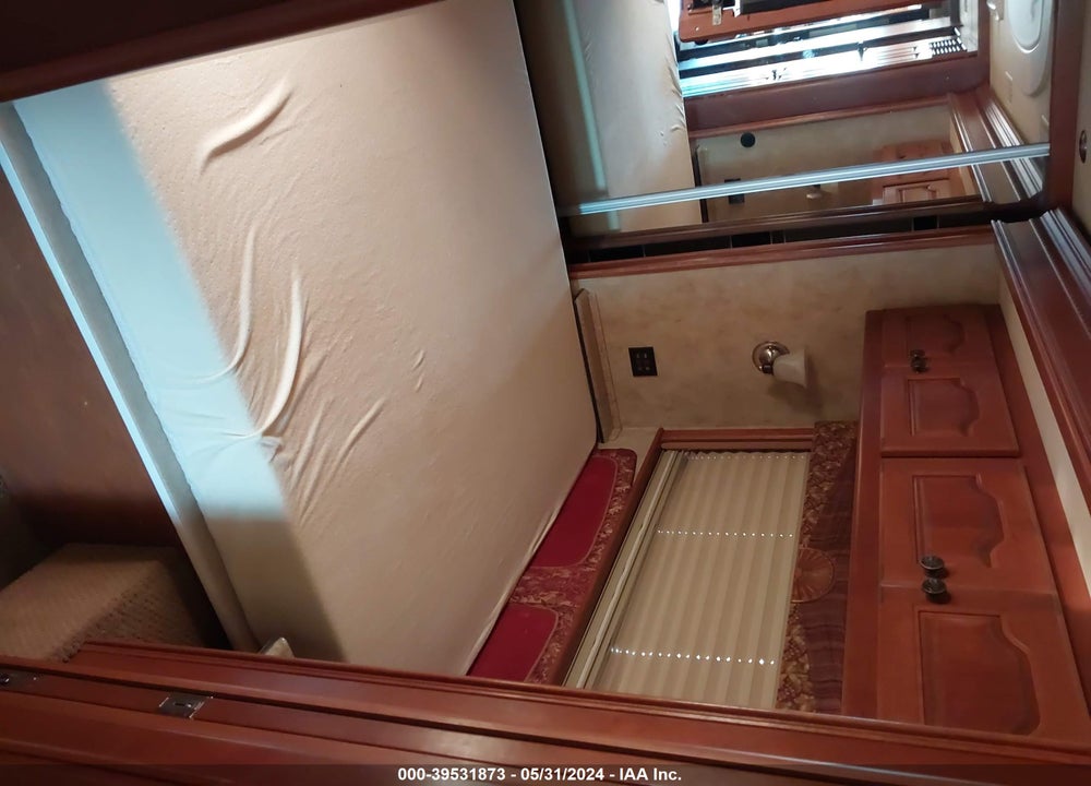 2006 COUNTRY COACH MOTORHOME ALLURE VIN: 4U7A8DY1461105262