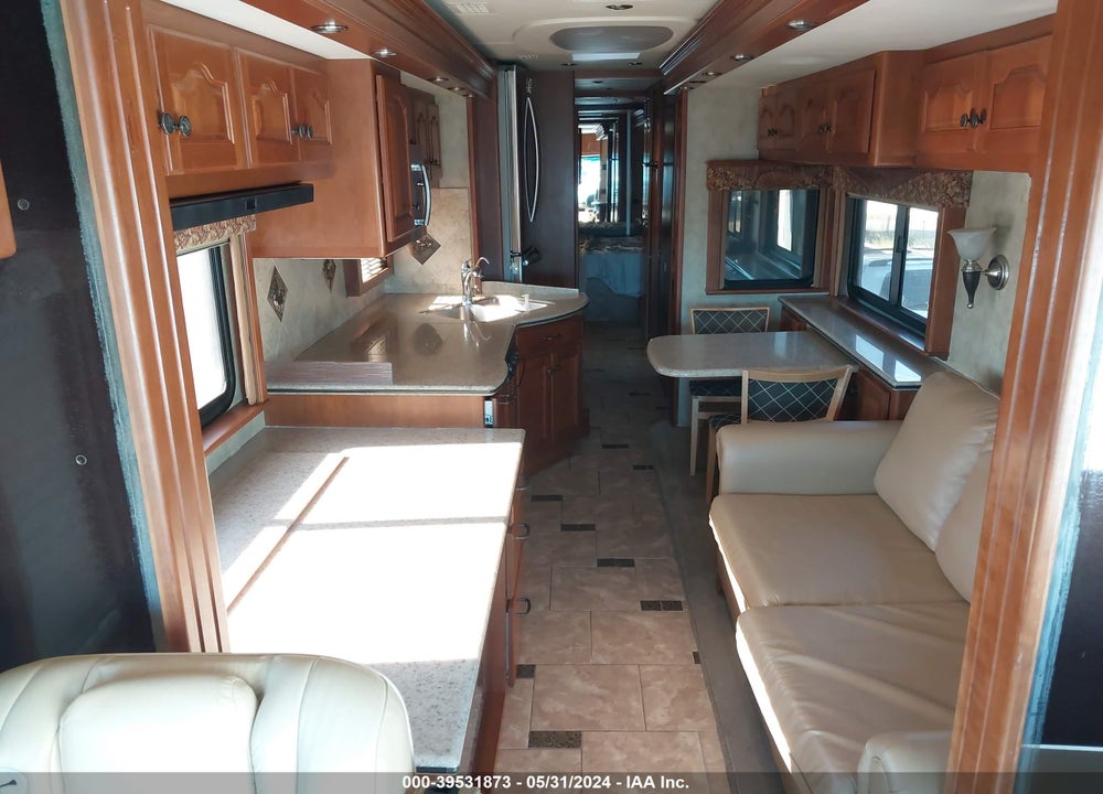 2006 COUNTRY COACH MOTORHOME ALLURE VIN: 4U7A8DY1461105262