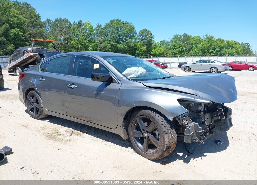 2018 NISSAN ALTIMA 2.5 SR VIN: 1N4AL3AP1JC170219