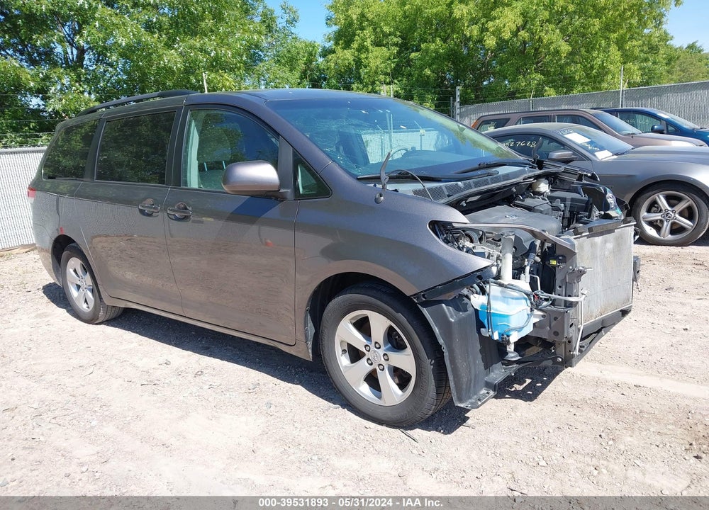 2014 TOYOTA SIENNA LE V6 8 PASSENGER VIN: 5TDKK3DCXES491741