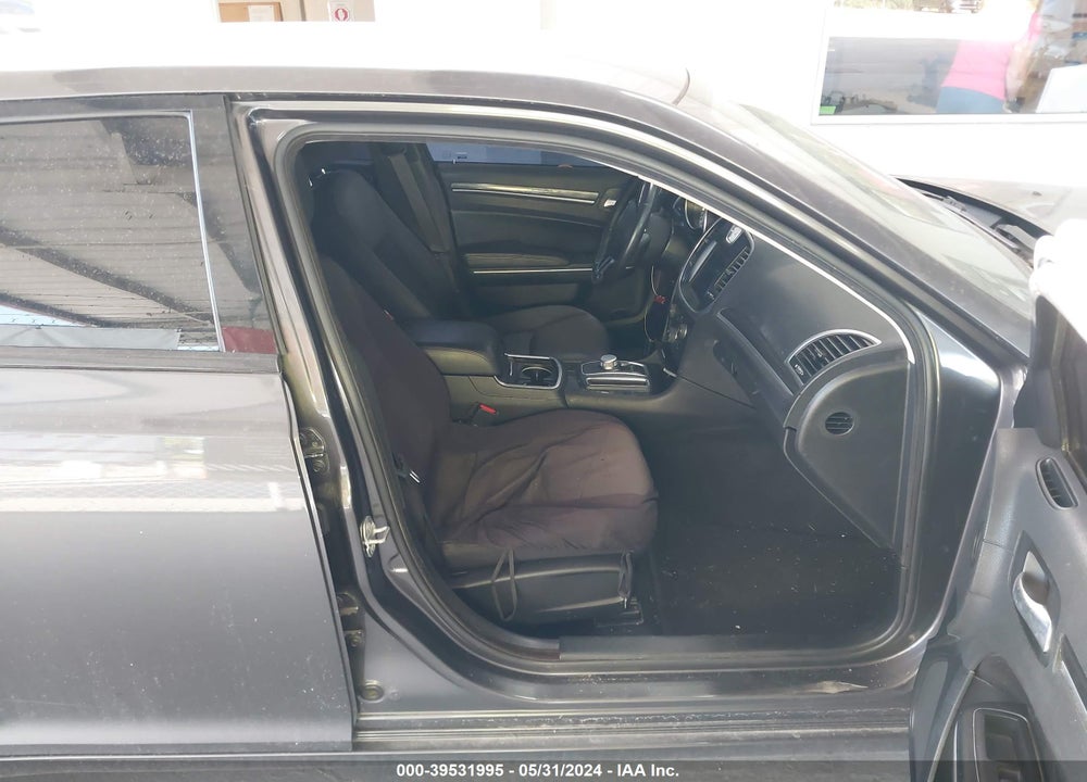 2019 CHRYSLER 300 VIN: 2C3CCAAG8KH590277