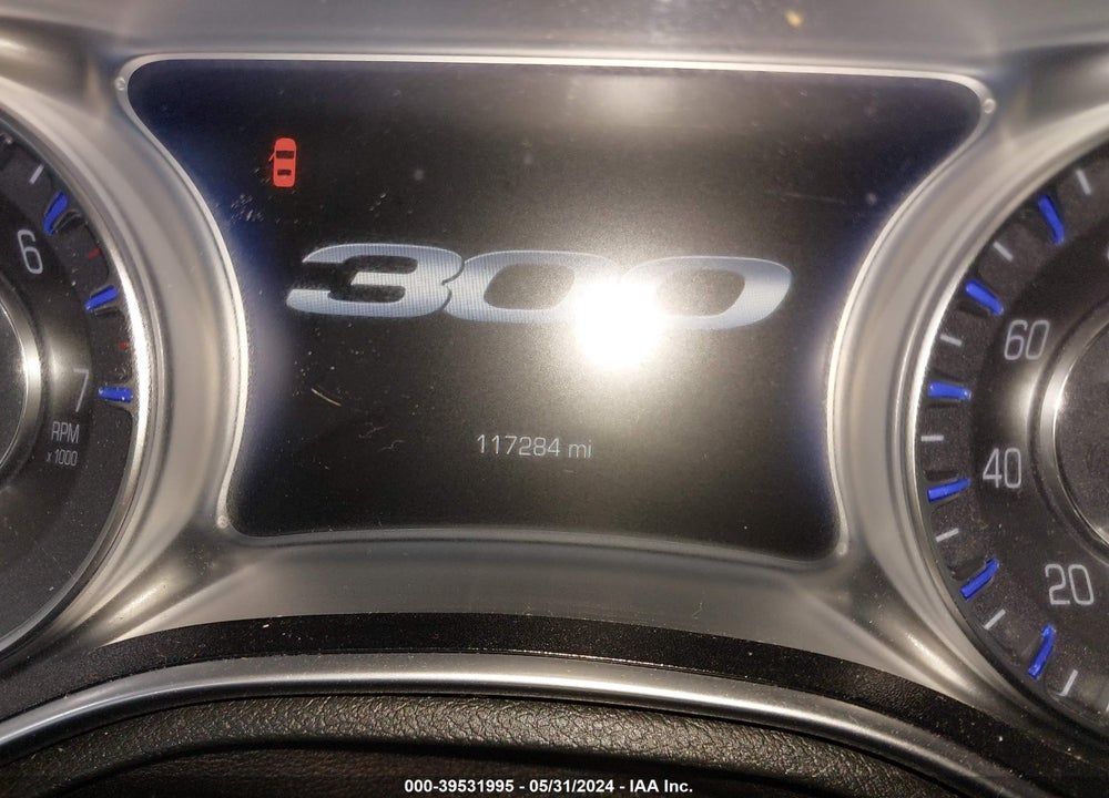 2019 CHRYSLER 300 VIN: 2C3CCAAG8KH590277