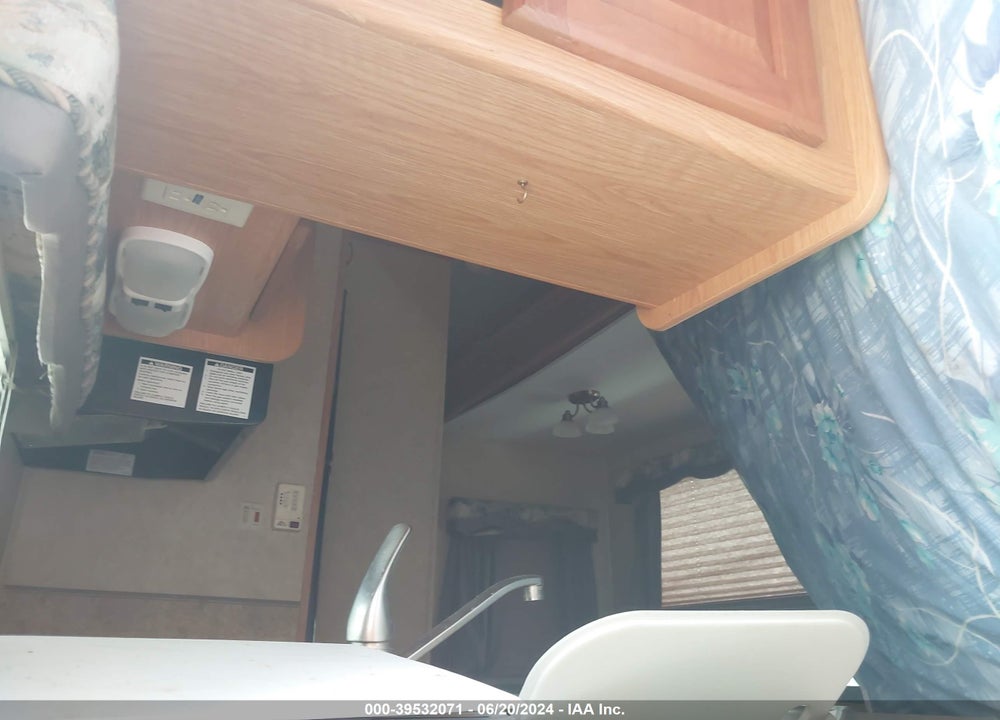 2007 SANDPIPER 315BHT VIN: 4X4FSAH237J021052