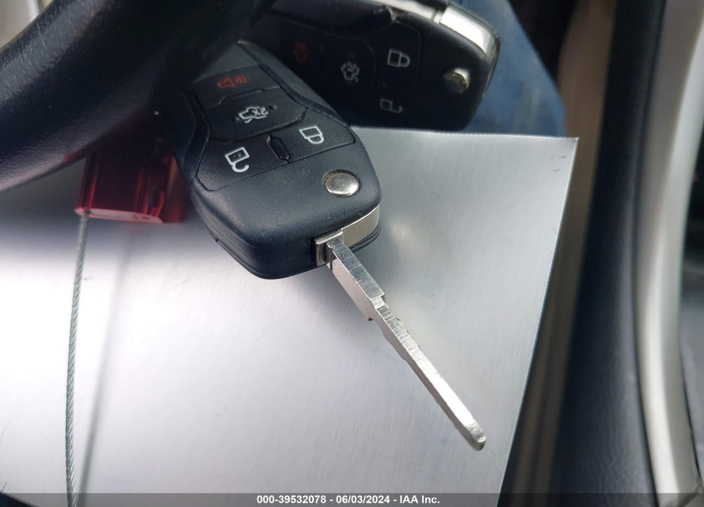 2013 FORD FUSION SE VIN: 3FA6P0HR1DR219344