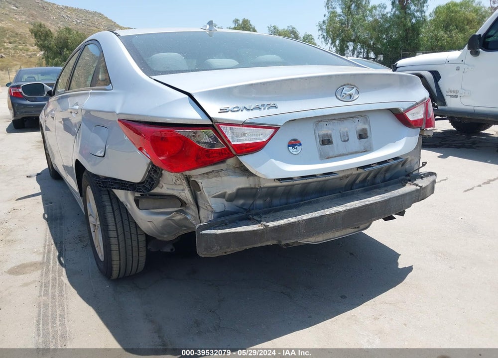 2013 HYUNDAI SONATA GLS VIN: 5NPEB4AC4DH622240