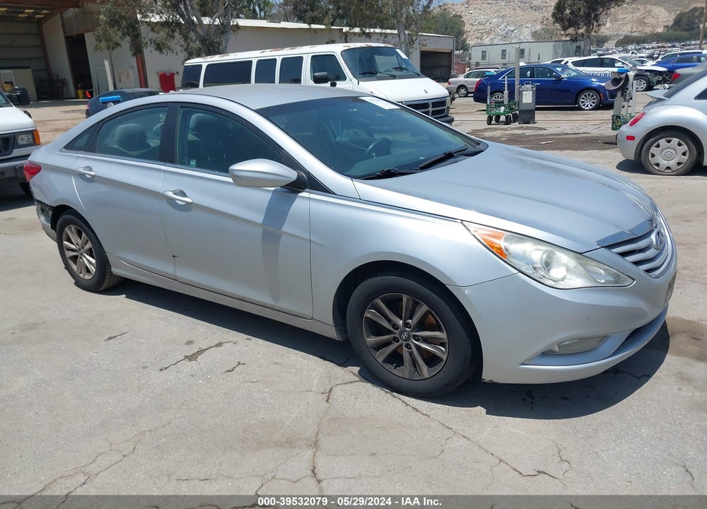 2013 HYUNDAI SONATA GLS VIN: 5NPEB4AC4DH622240