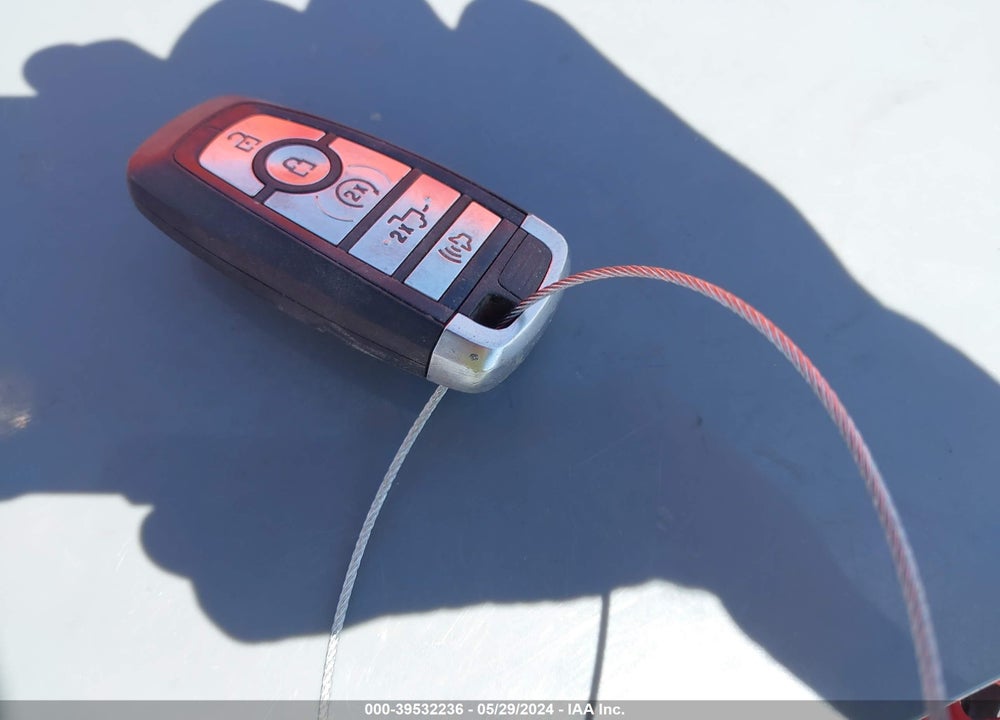 2017 FORD F 350 VIN: 1FT8W3BT8HED92623