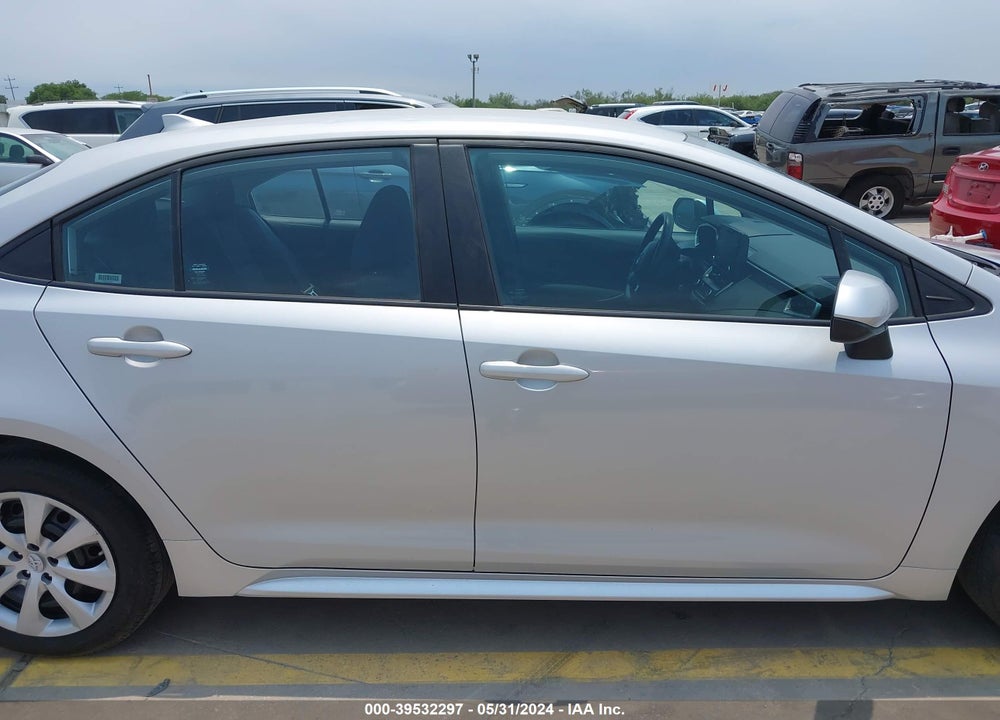2022 TOYOTA COROLLA LE VIN: 5YFEPMAE3NP347726