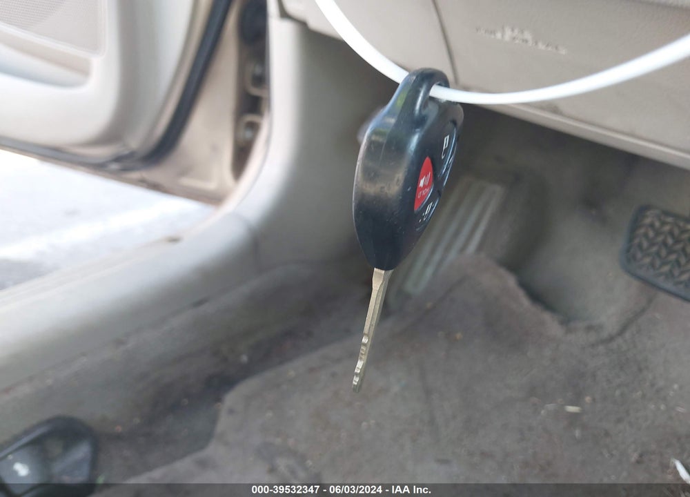 2011 TOYOTA CAMRY LE VIN: 4T1BF3EK9BU644199