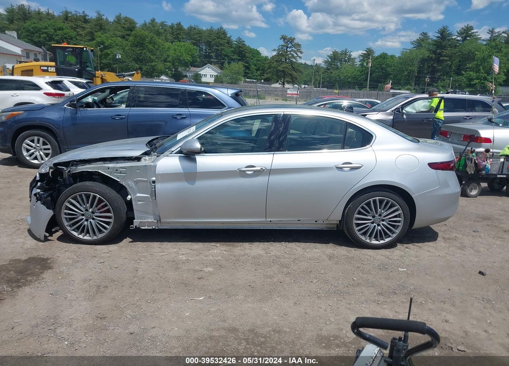 2019 ALFA ROMEO GIULIA TI LUSSO AWD VIN: ZARFANBN0K7605326