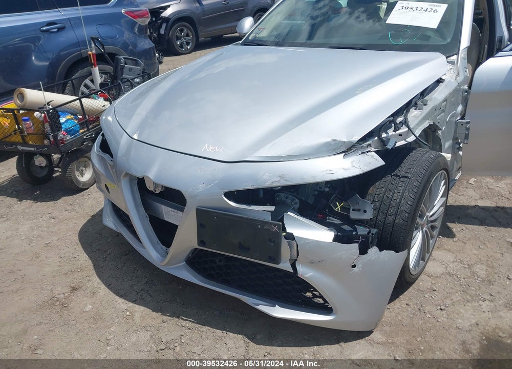 2019 ALFA ROMEO GIULIA TI LUSSO AWD VIN: ZARFANBN0K7605326