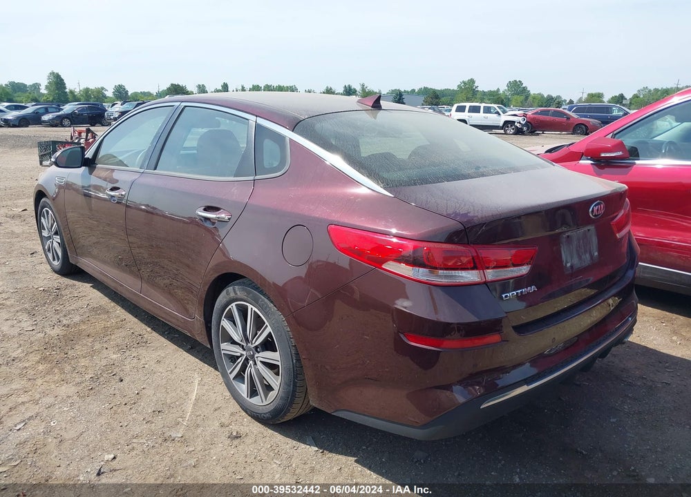 2019 KIA OPTIMA LX VIN: 5XXGT4L30KG359241