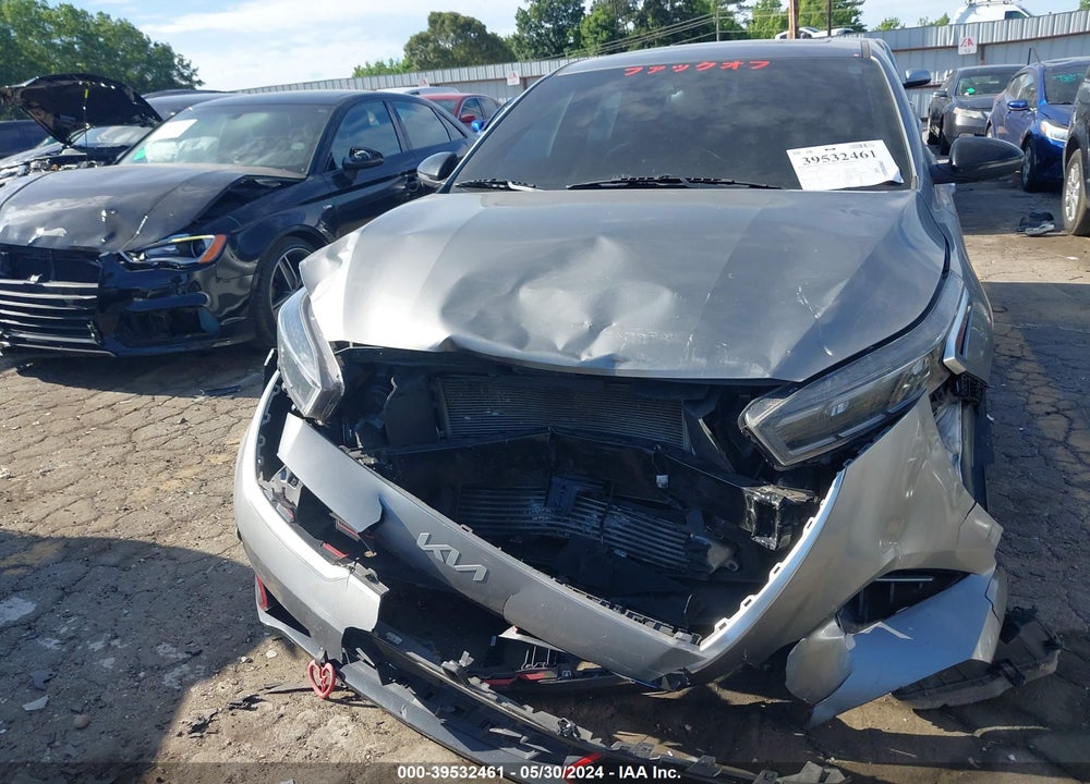 2022 KIA FORTE GT VIN: 3KPF44AC6NE458235