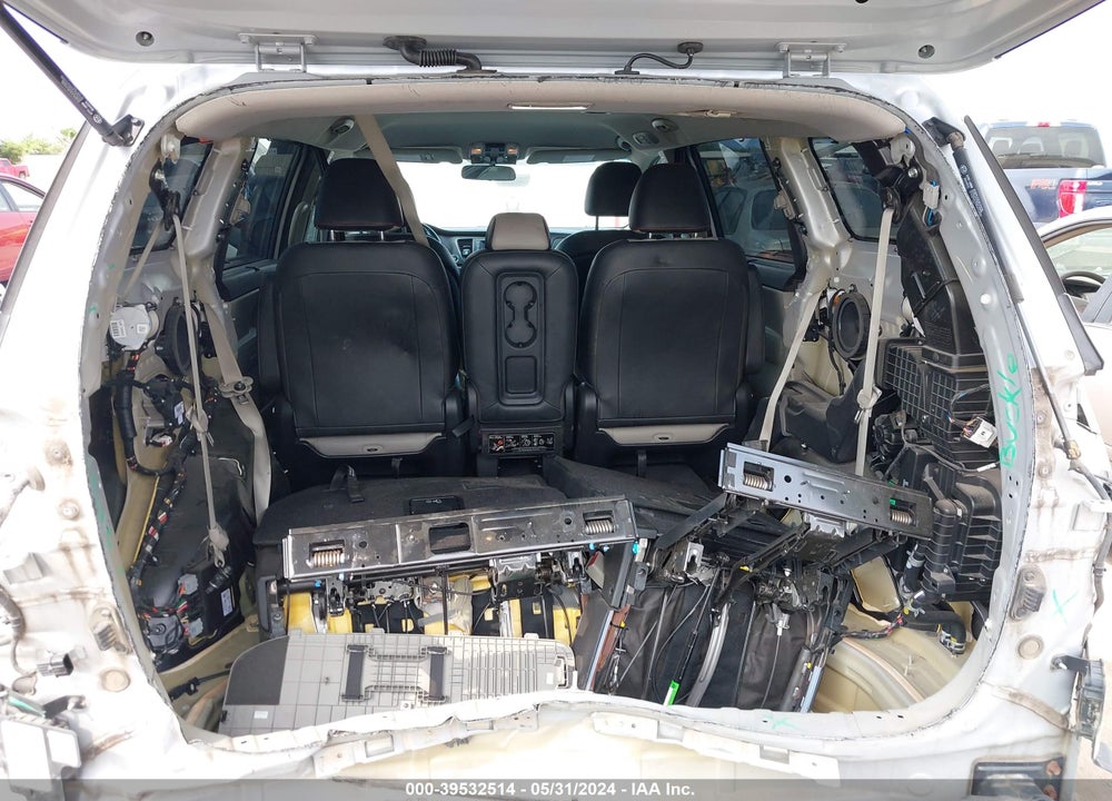 2020 KIA SEDONA EX VIN: KNDMB5C12L6576204