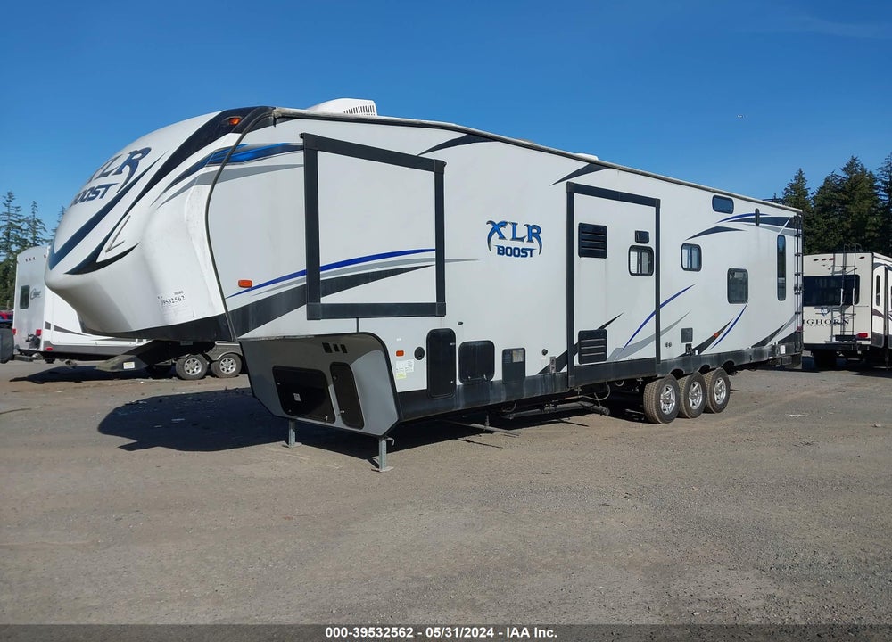 2018 XLR BY FOREST RIVER BOOST TOY HAULER SER VIN: 5ZT3XL2F0J1011098