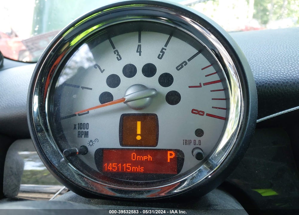 2012 MINI COOPER S VIN: WMWSV3C57CT385348