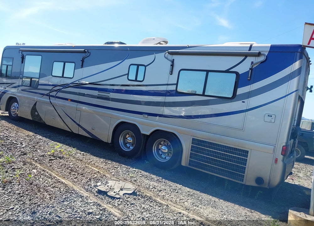 2004 COUNTRY COACH MOTORHOME INTRIGUE VIN: 4U7B8DY1441103996